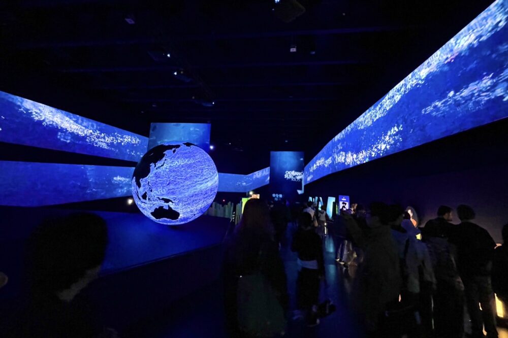 EXPO2025大阪・関西万博　スペイン館スクリーン設置工事